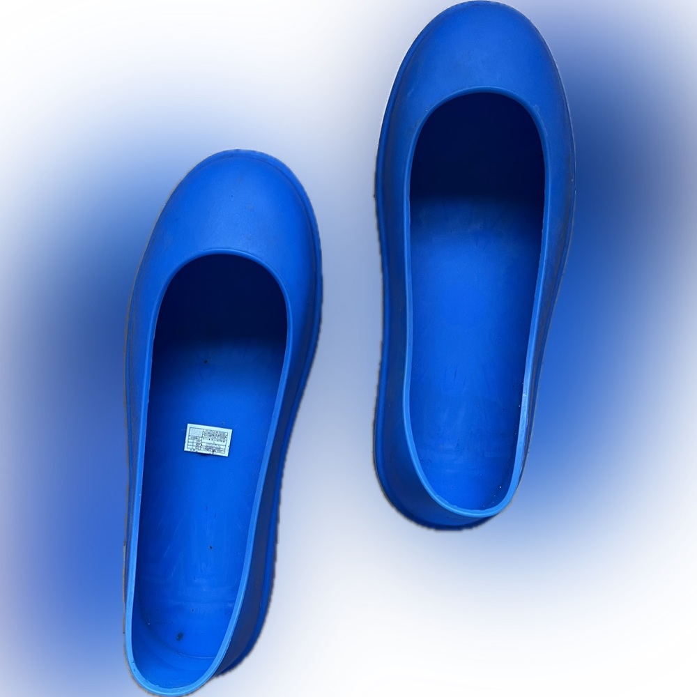 All Gender UGGguard** (Size 11 Men's)